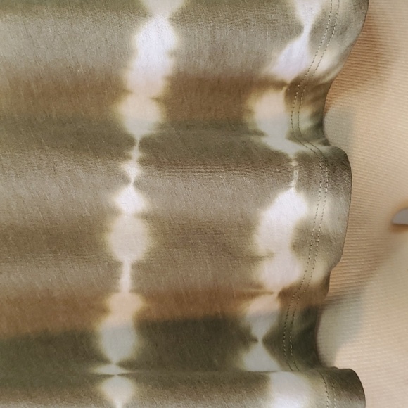 Tydy sage green tank top. Size large.  By SAGE. Good used condition. Ty die - Picture 3 of 7